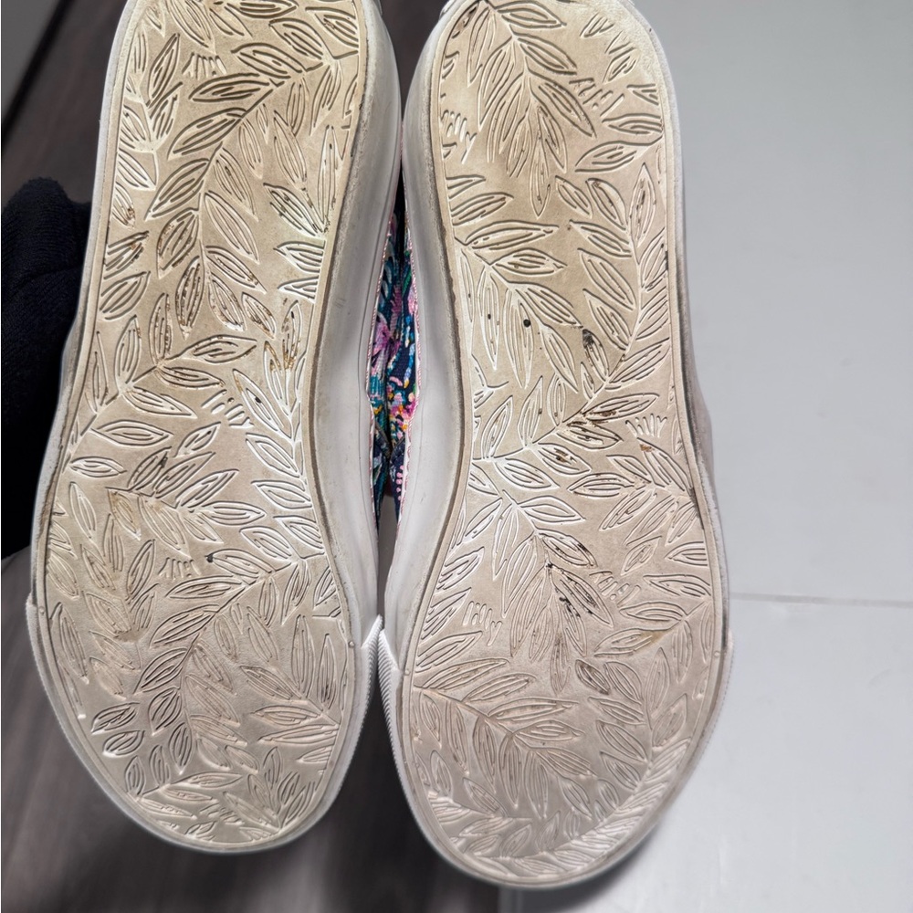 Lilly Pulitzer Julie sneaker High Tide Navy size 7 - Picture 3 of 3